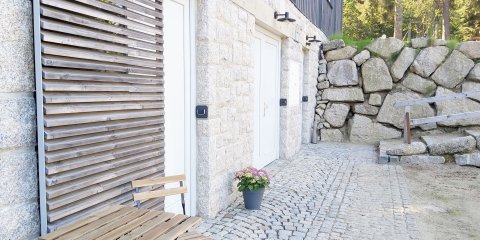 rooms/20240509-093336-web